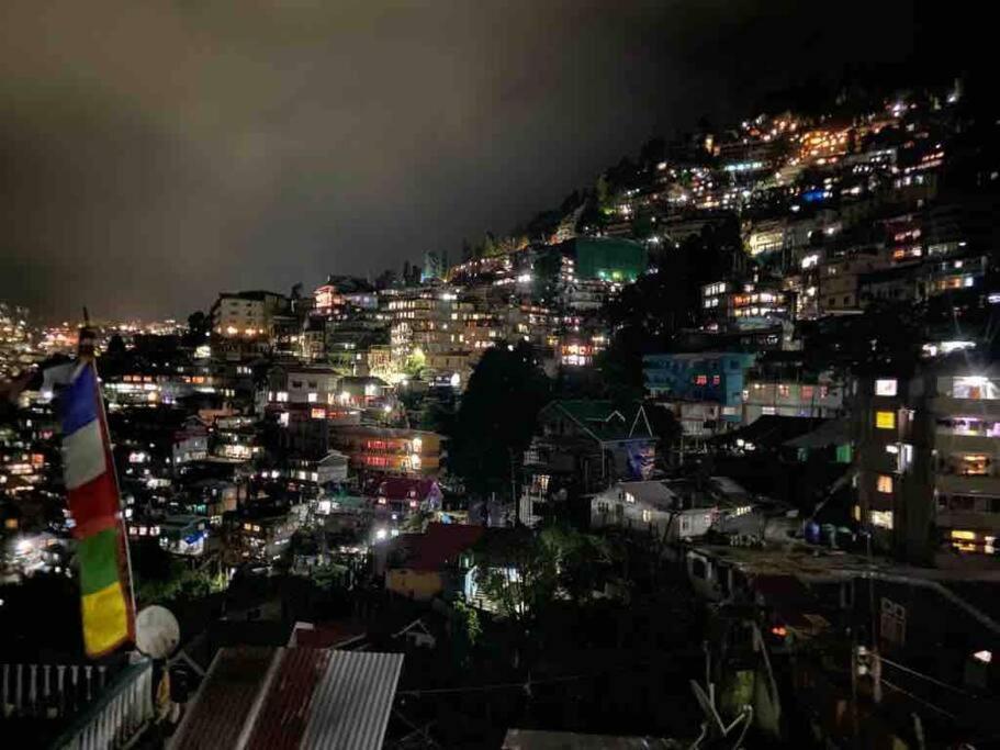 Norbu'S Homestay ダージリン エクステリア 写真